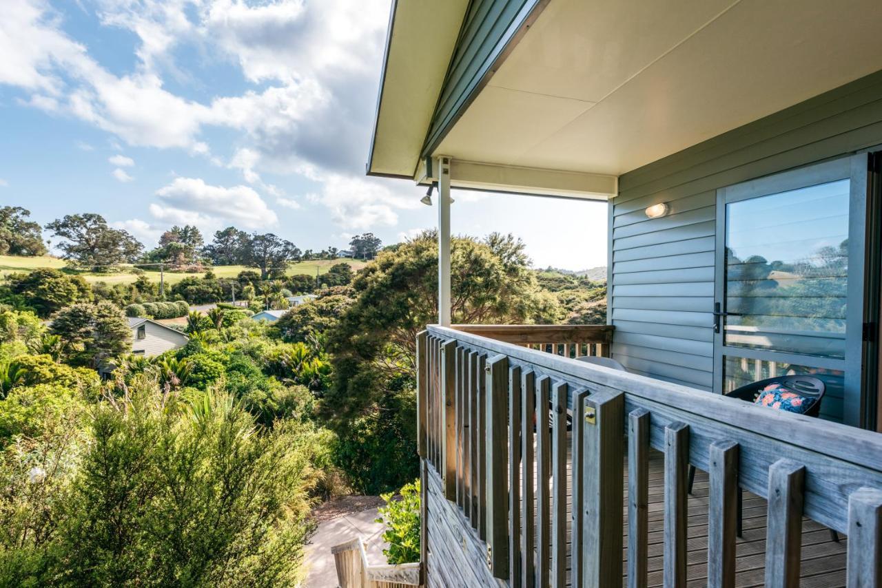 Treetop Retreat - Onetangi Holiday Home Exterior foto